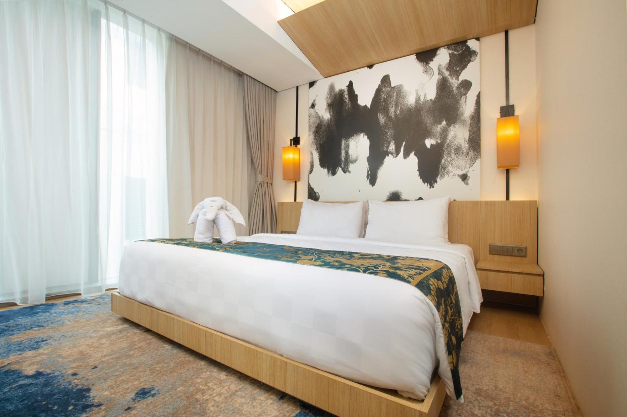 Louis Kienne Cikarang Hotel & Service Apartment เบกาซิ ภายนอก รูปภาพ