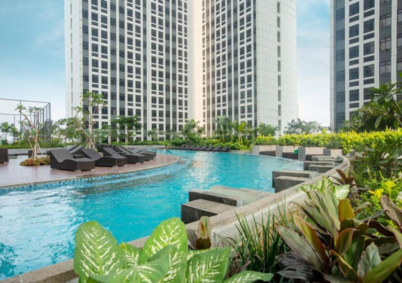 Louis Kienne Cikarang Hotel & Service Apartment เบกาซิ ภายนอก รูปภาพ